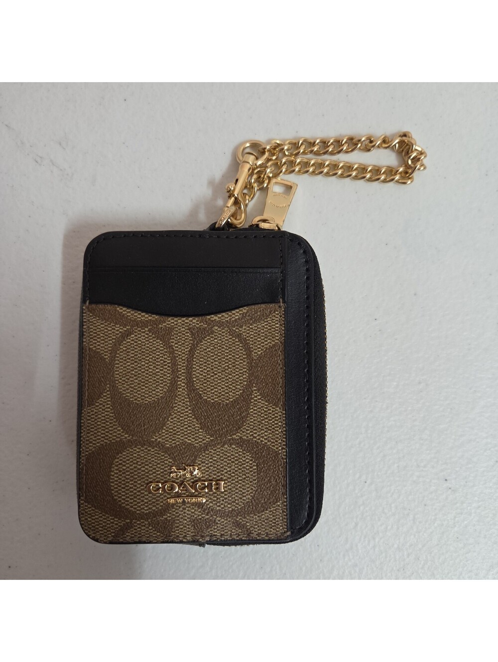 women's Coach zip card case No. 12330
